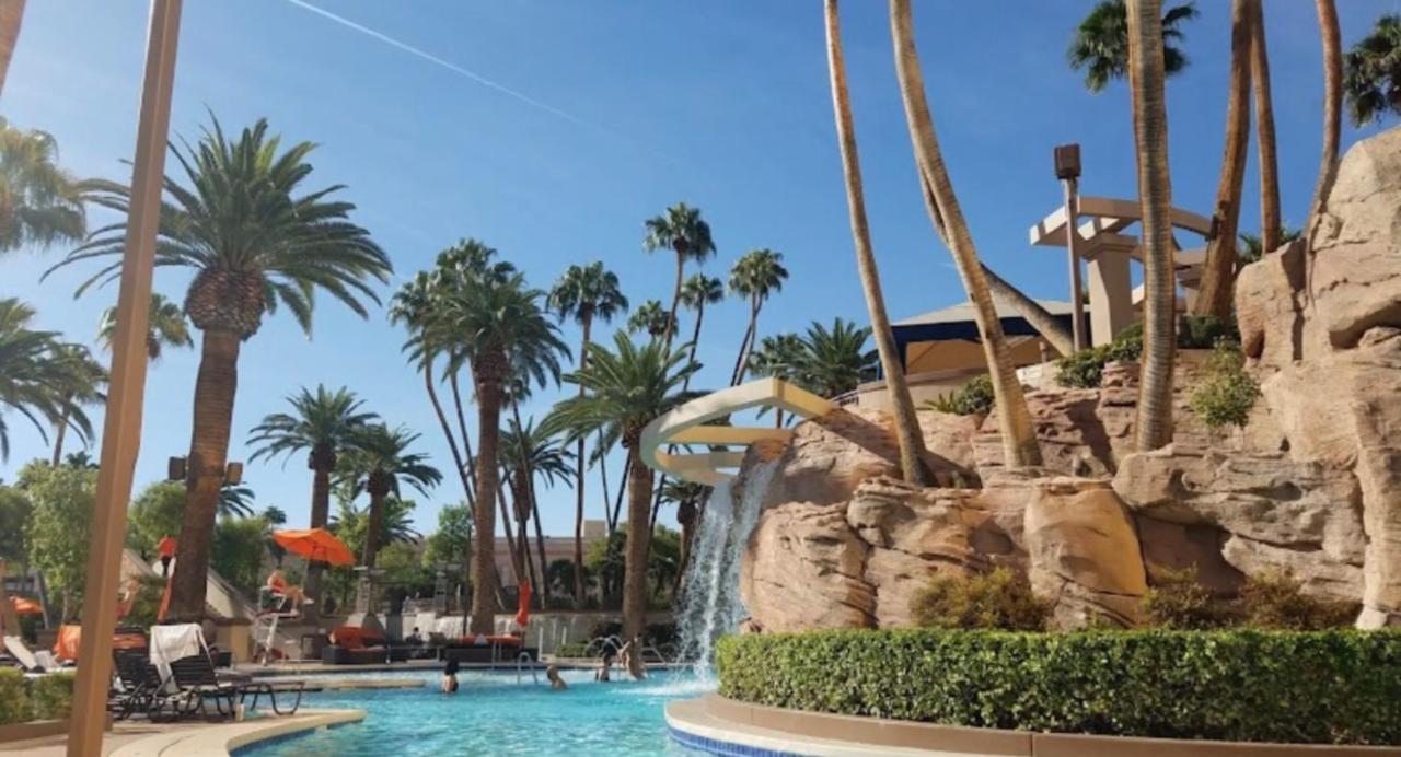 Mgm Signature Deluxe Balcony Strip View Suite Las Vegas Luaran gambar
