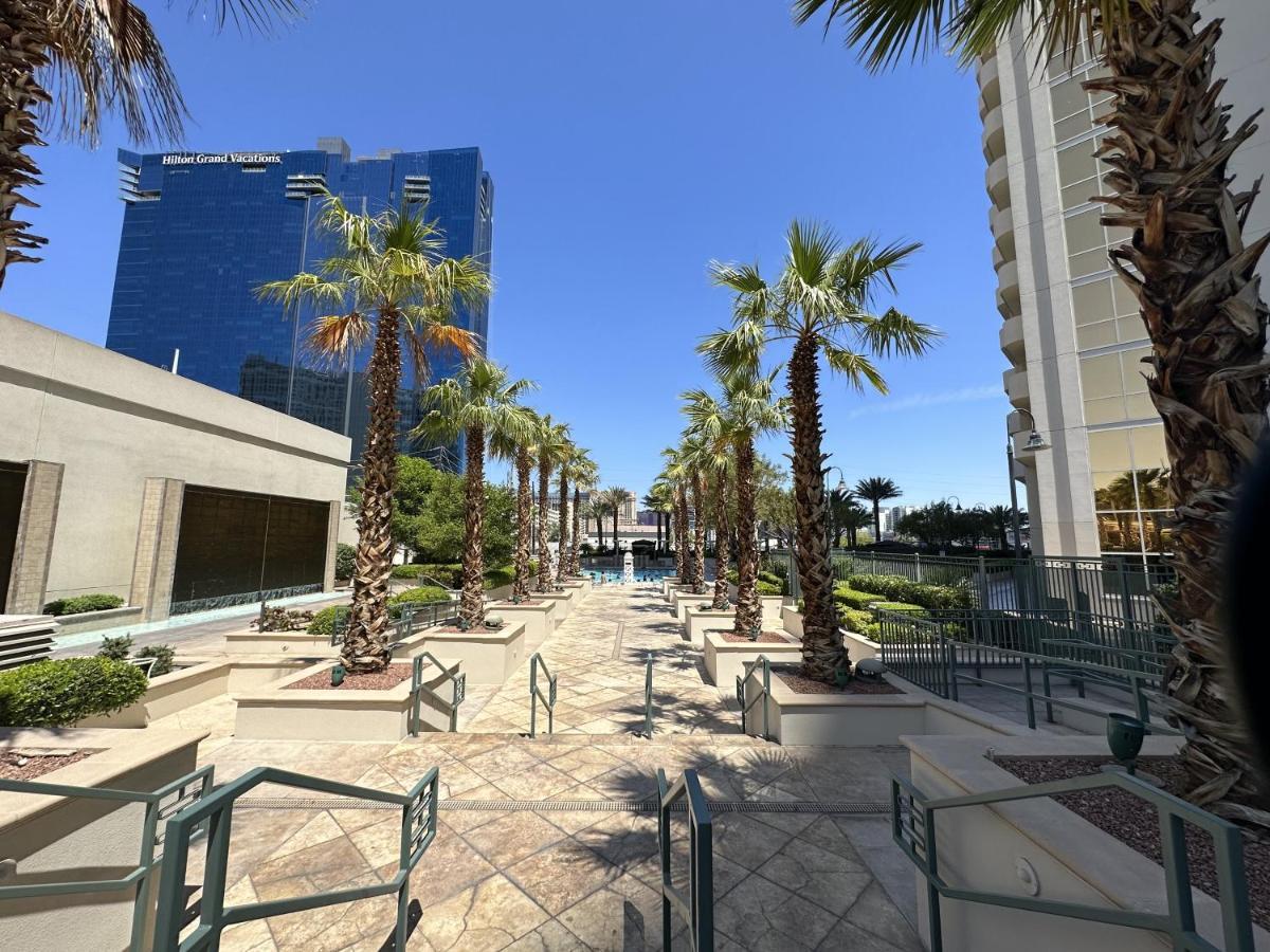 Mgm Signature Deluxe Balcony Strip View Suite Las Vegas Luaran gambar